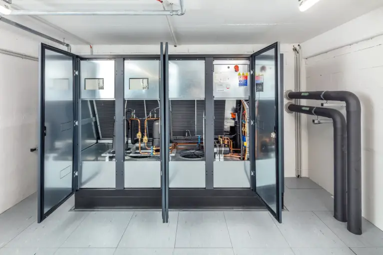 RC IT-koelingoplossing voor DFKI van Mitsubishi Electric Beeld van de RC IT Koeloplossing voor de DFKI van Mitsubishi Electric